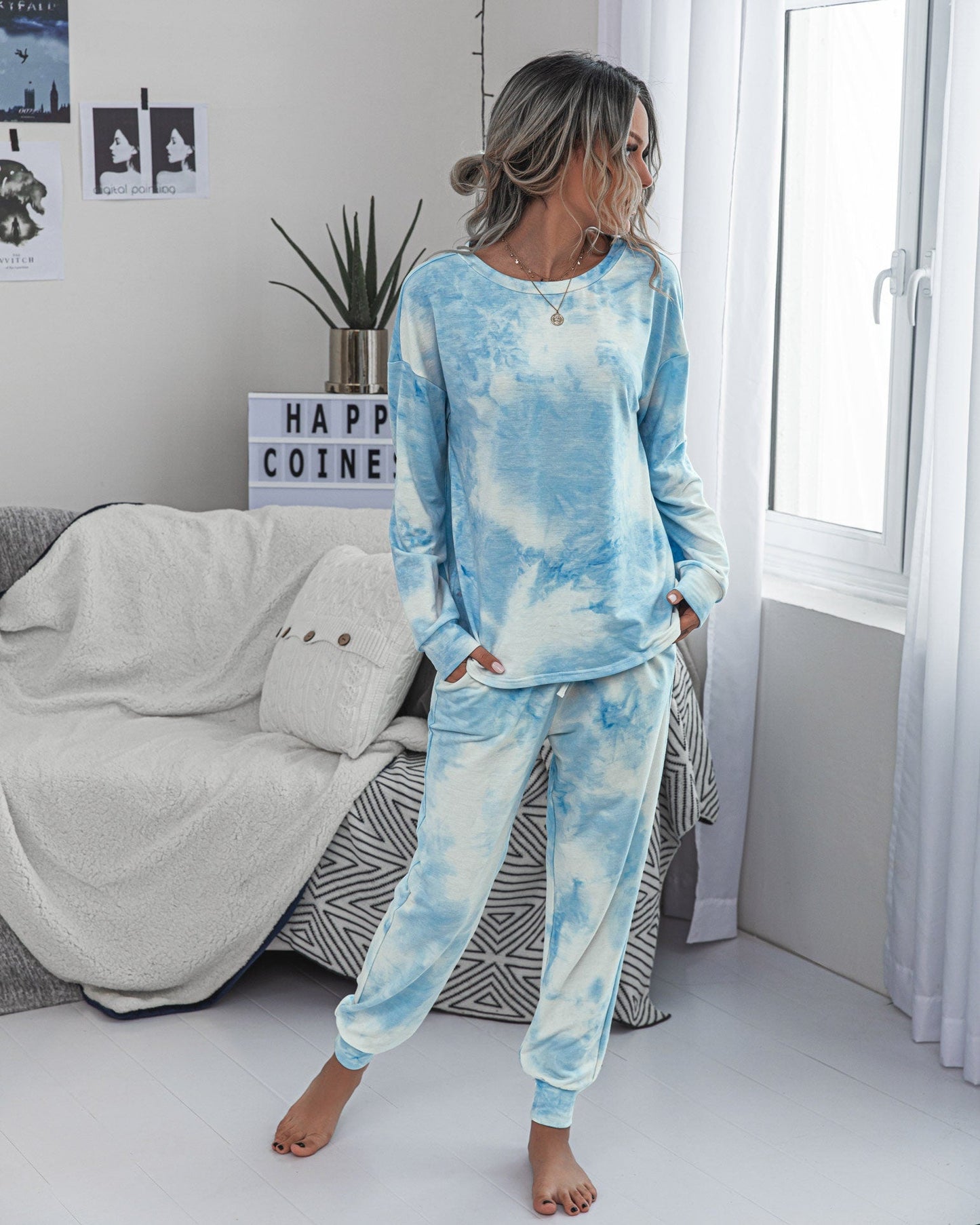 Comfy Round Neck Tie Dye Women Top and Pants Set