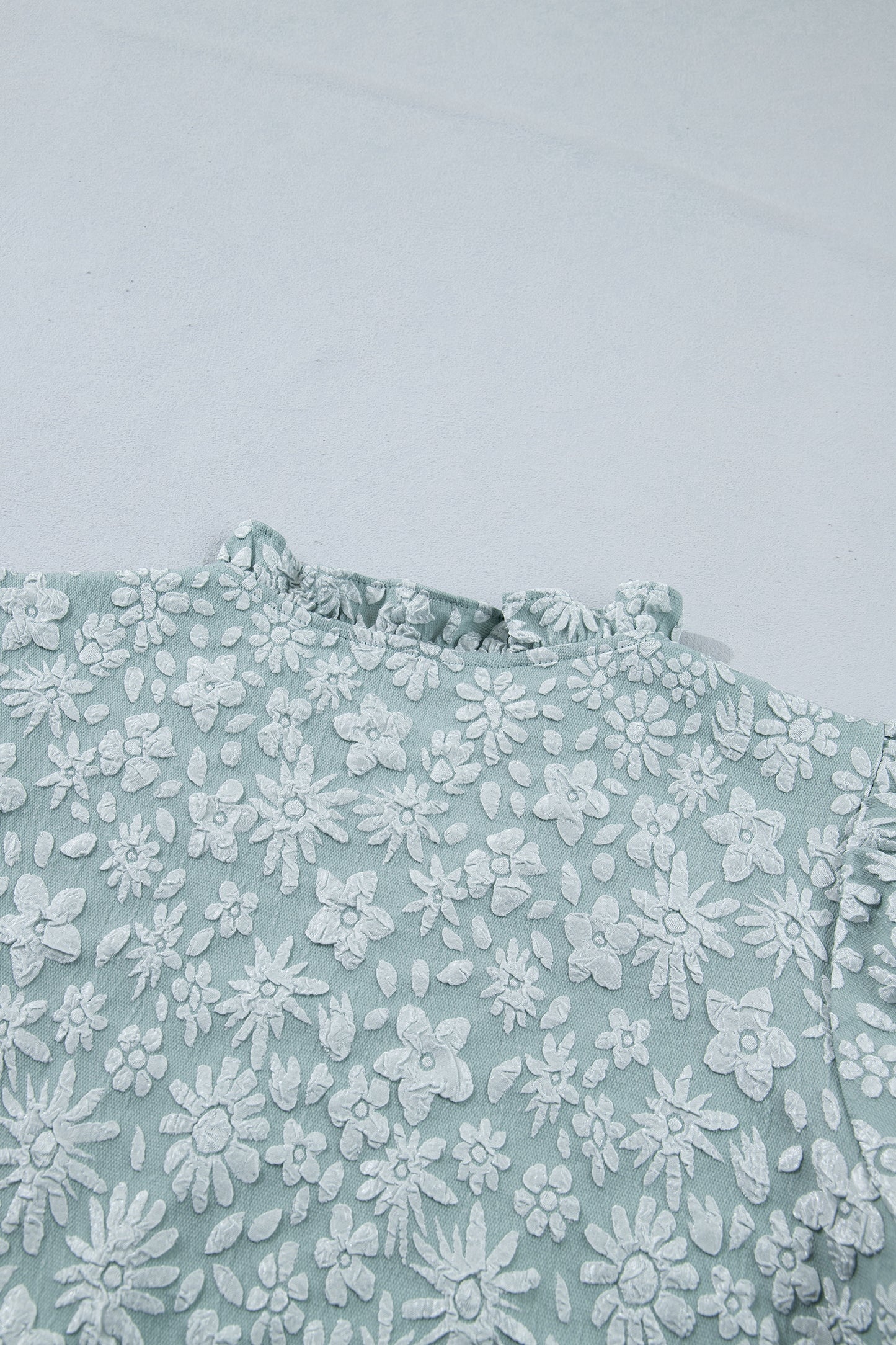 Floral Textured Jacquard Puff Sleeve Blouse