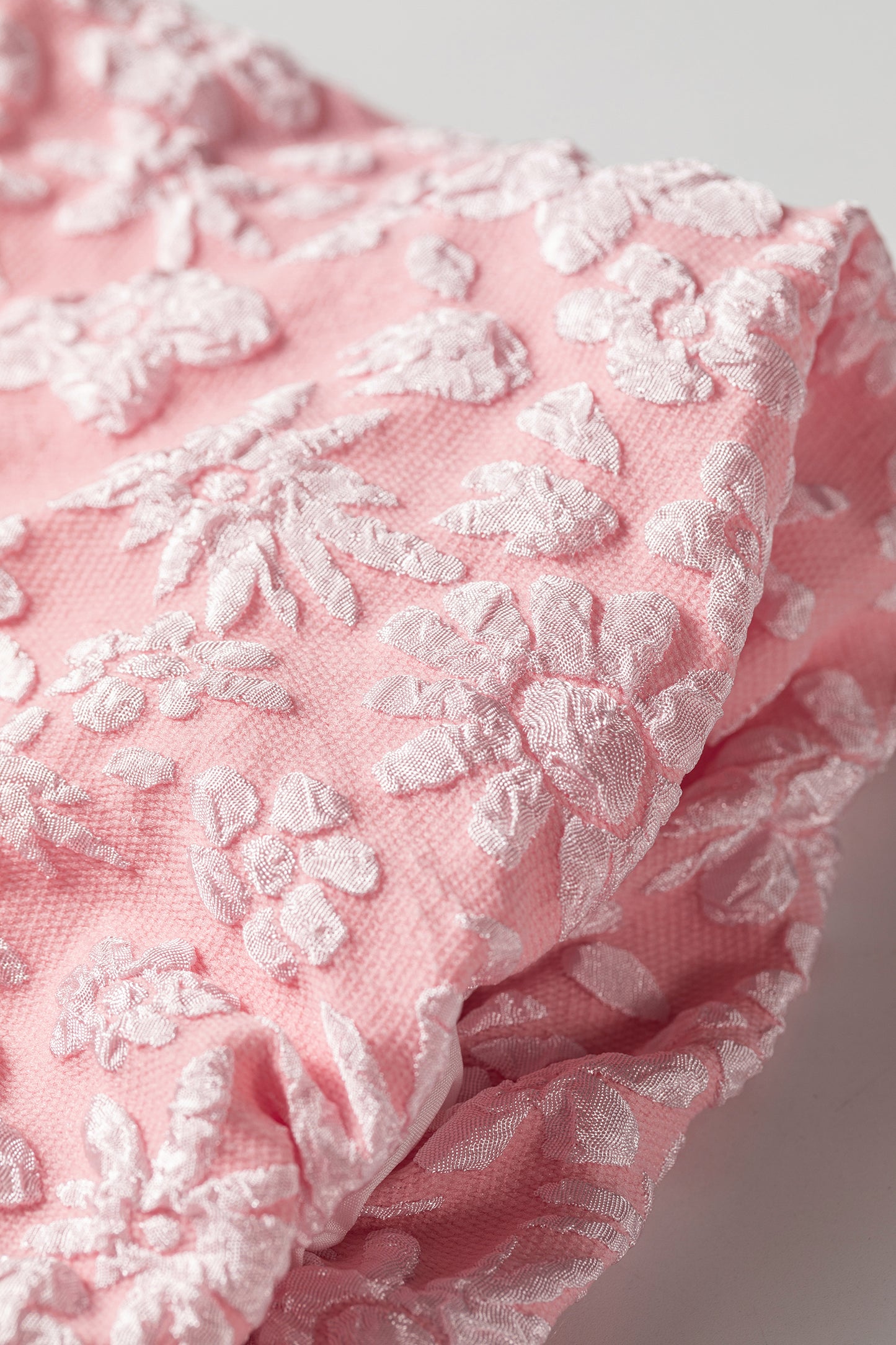 Floral Textured Jacquard Puff Sleeve Blouse