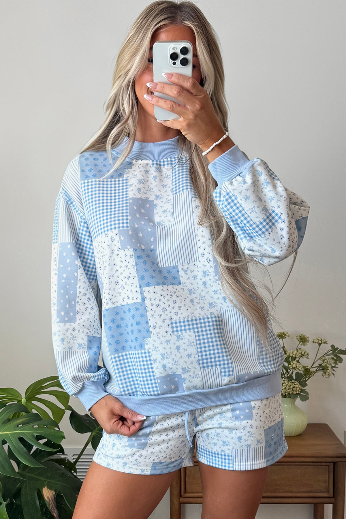 Patchwork Floral Print Drop Shoulder Baggy Pullover Drawstring Shorts Set