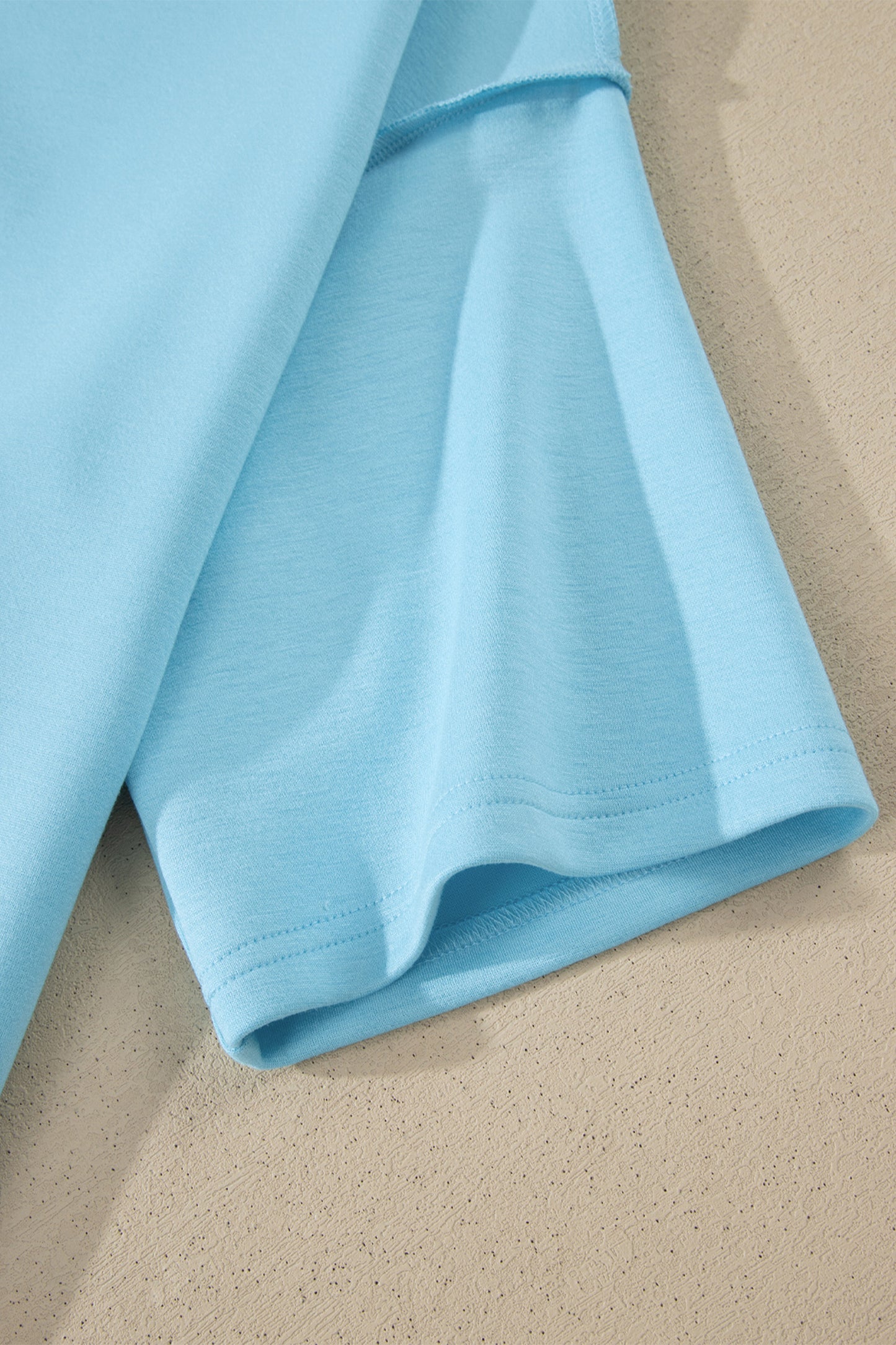 Solid Color Exposed Seam Mock Neck Oversize Tee Casual Shorts 2pcs Outfit