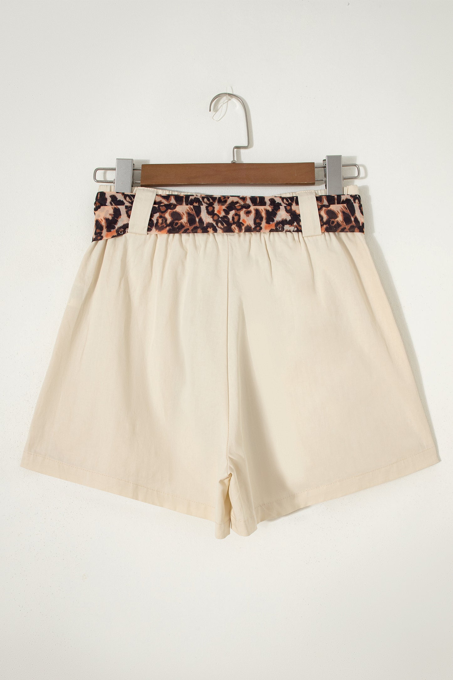 Leopard Contrast Sash Belt Pleated Wide Leg Shorts