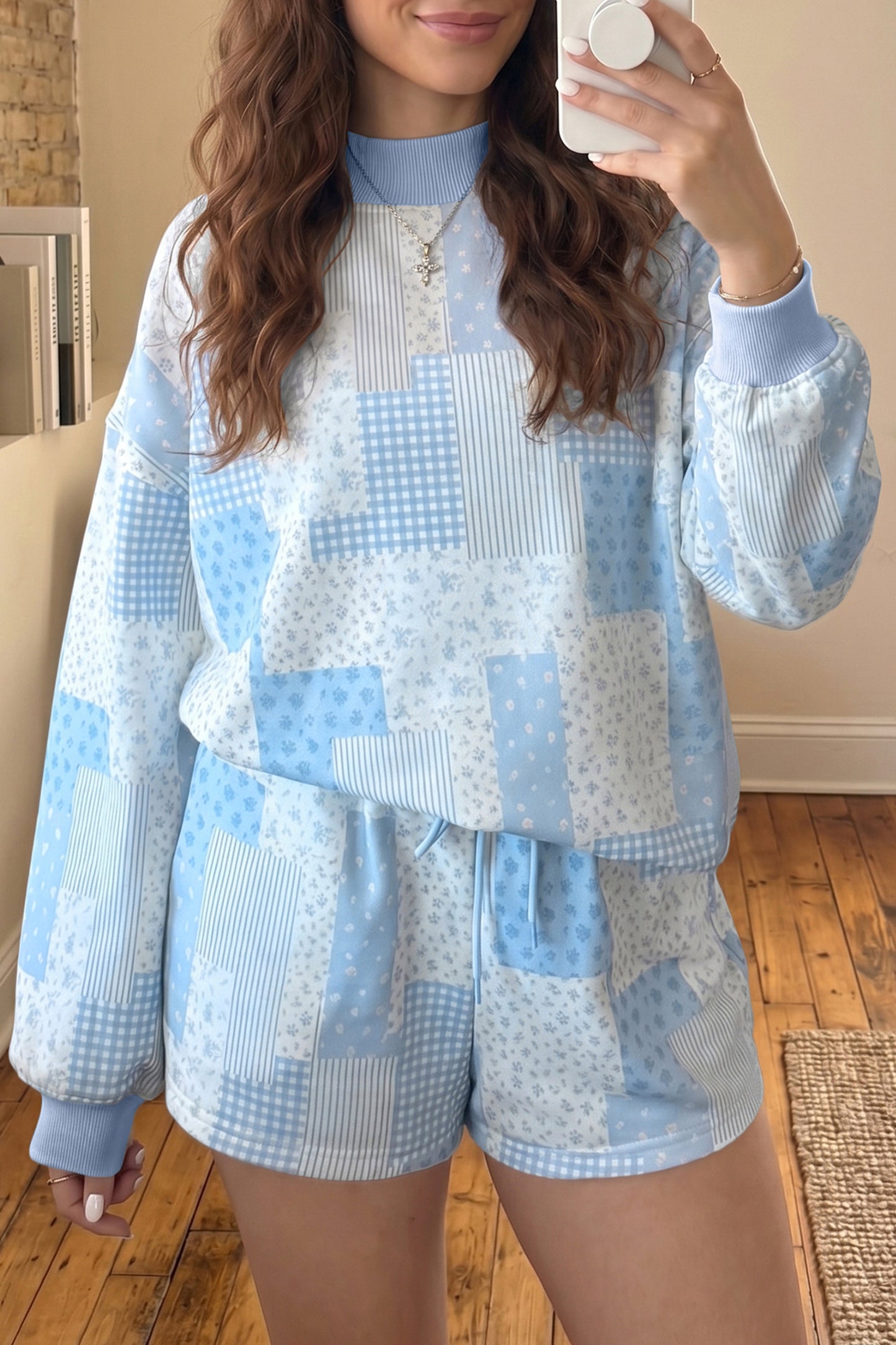 Patchwork Floral Print Drop Shoulder Baggy Pullover Drawstring Shorts Set