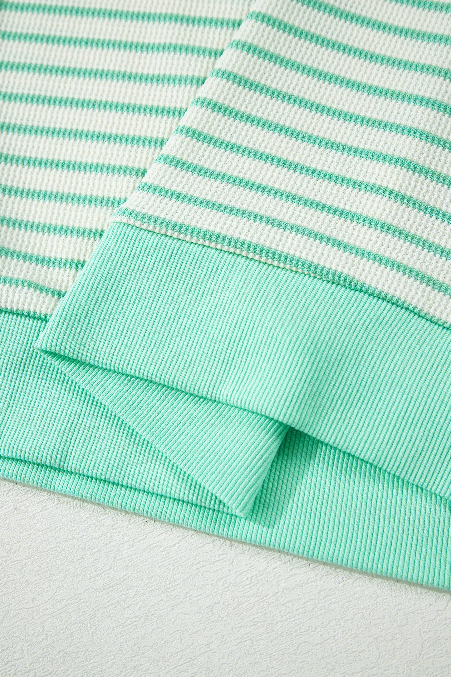 Stripe Colorblock Trim Round Neck Short Sleeve Tee