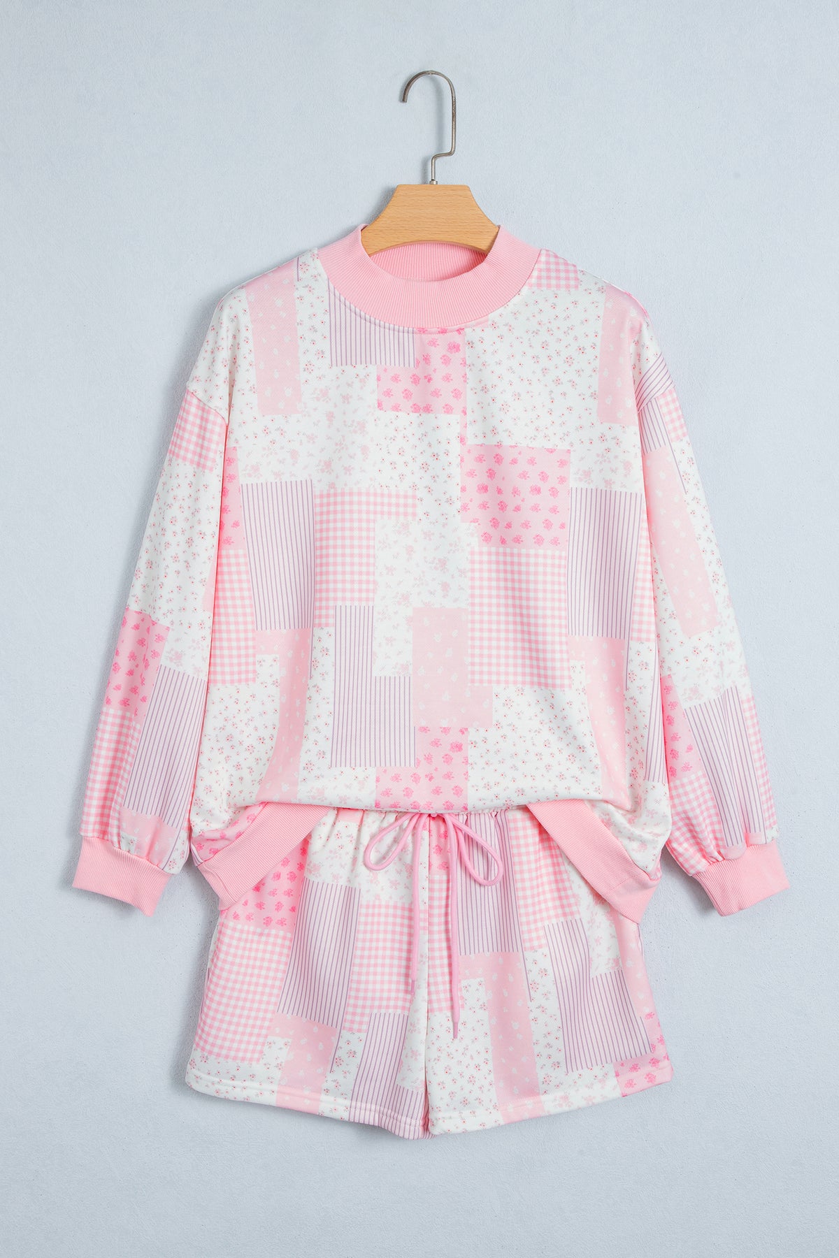 Patchwork Floral Print Drop Shoulder Baggy Pullover Drawstring Shorts Set