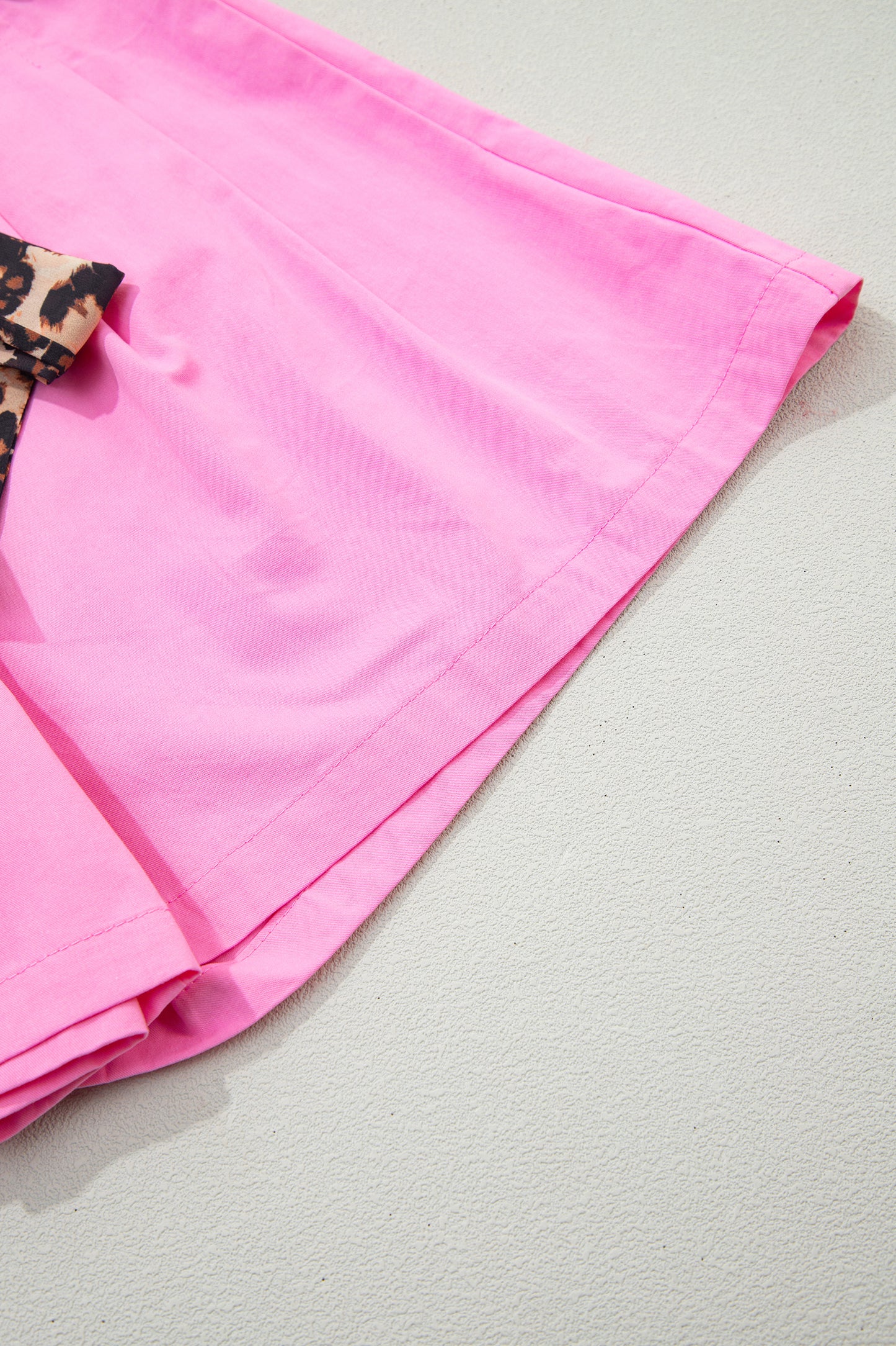 Leopard Contrast Sash Belt Pleated Wide Leg Shorts