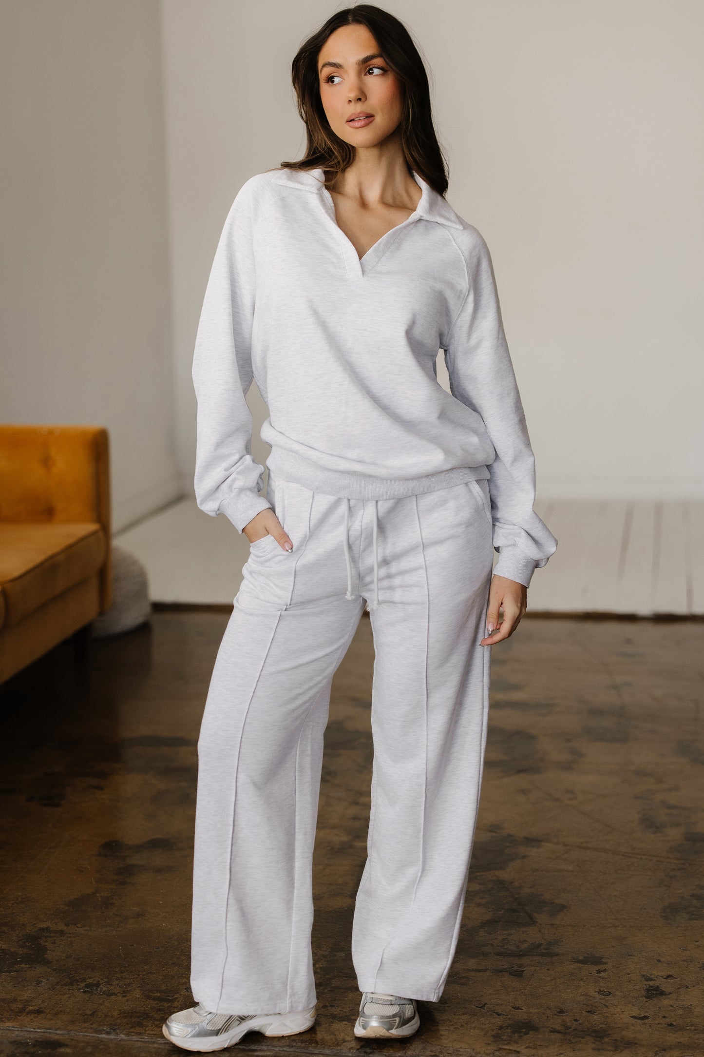 Polo Collar V Neck Pullover and Drawstring Sweatpants Set