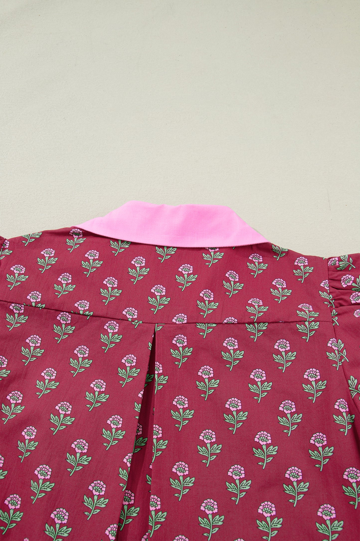 Red Contrast Collared V Neck Ricrac Trim Short Puff Sleeve Flower Blouse