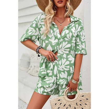 Allover Print Elastic Shorts Two Pieces Button Set - Elings