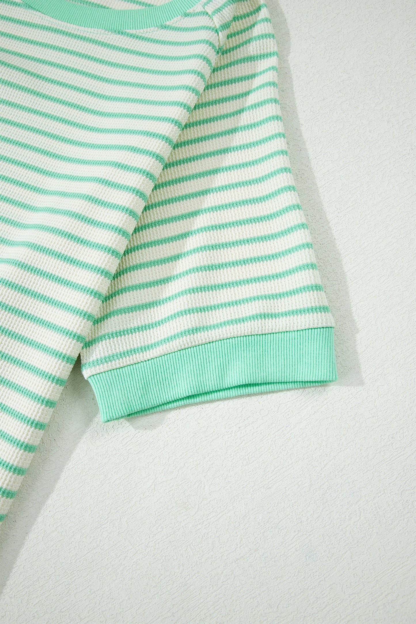 Stripe Colorblock Trim Round Neck Short Sleeve Tee