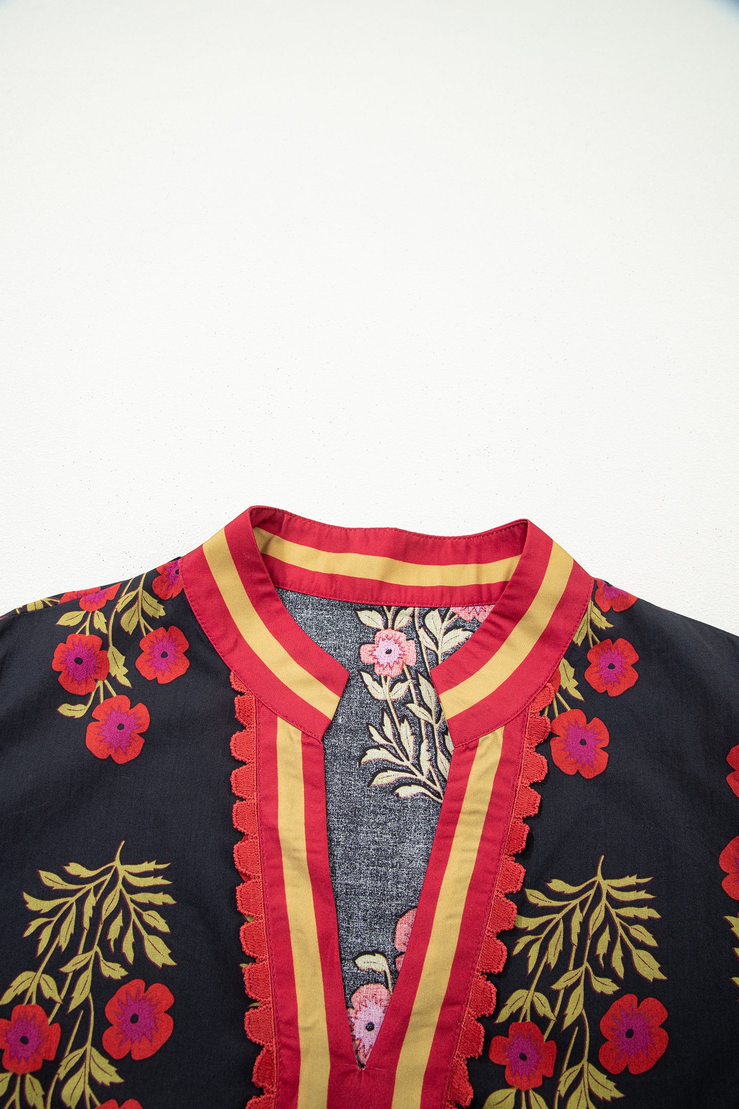 Plus Size Floral Print Ricrac Striped Trim Short Sleeve Cotton Blouse