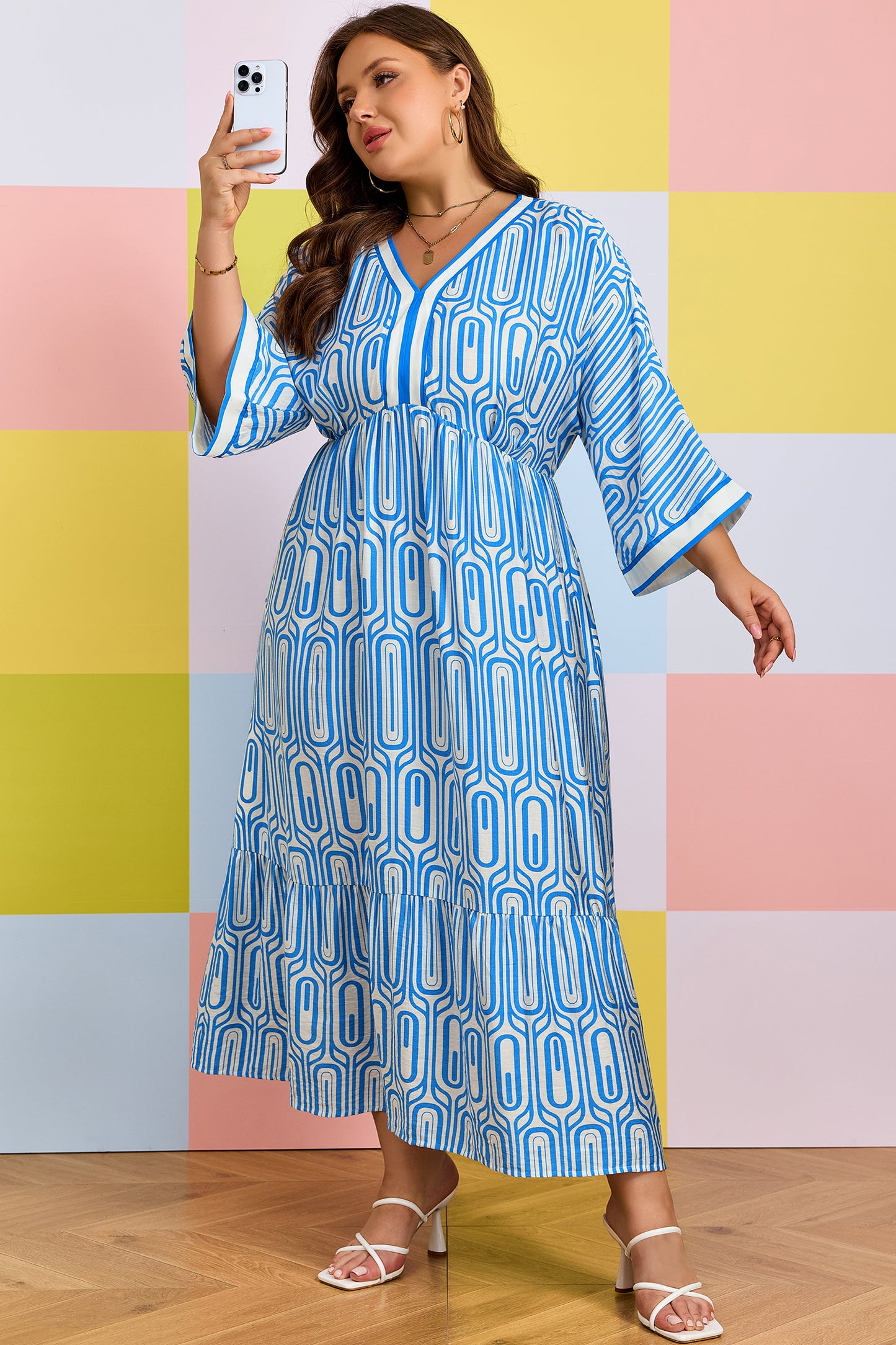 Plus Size Geometric Print Contrast Trim V Neck Bracelet Sleeve Long Dress