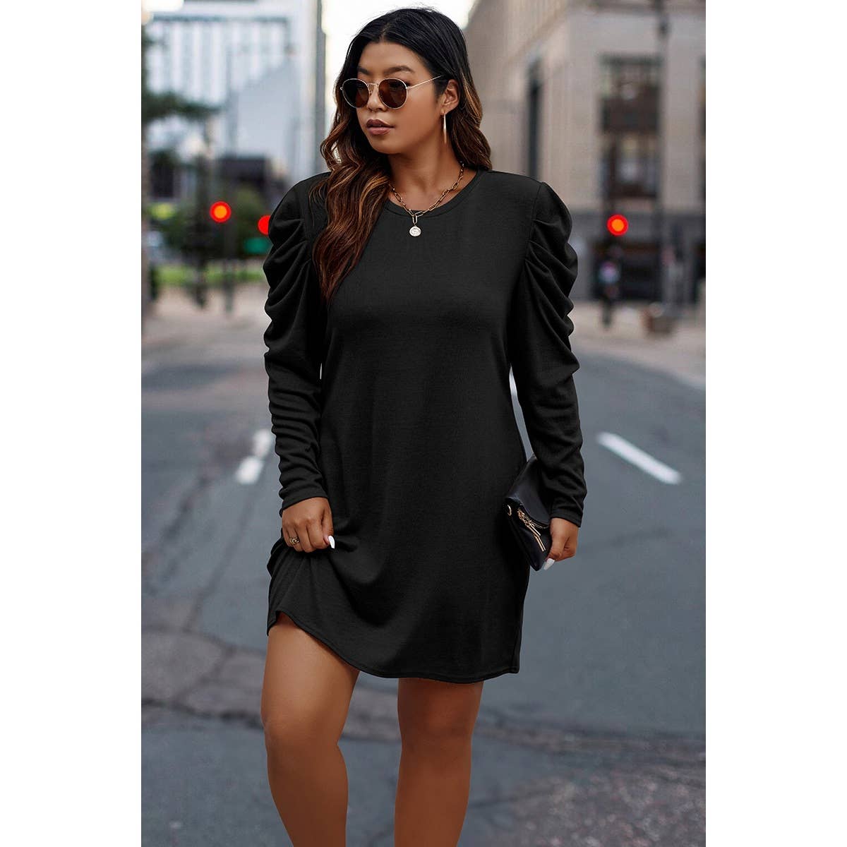 Plus Size Solid Round Neck Ruched Fit Dress