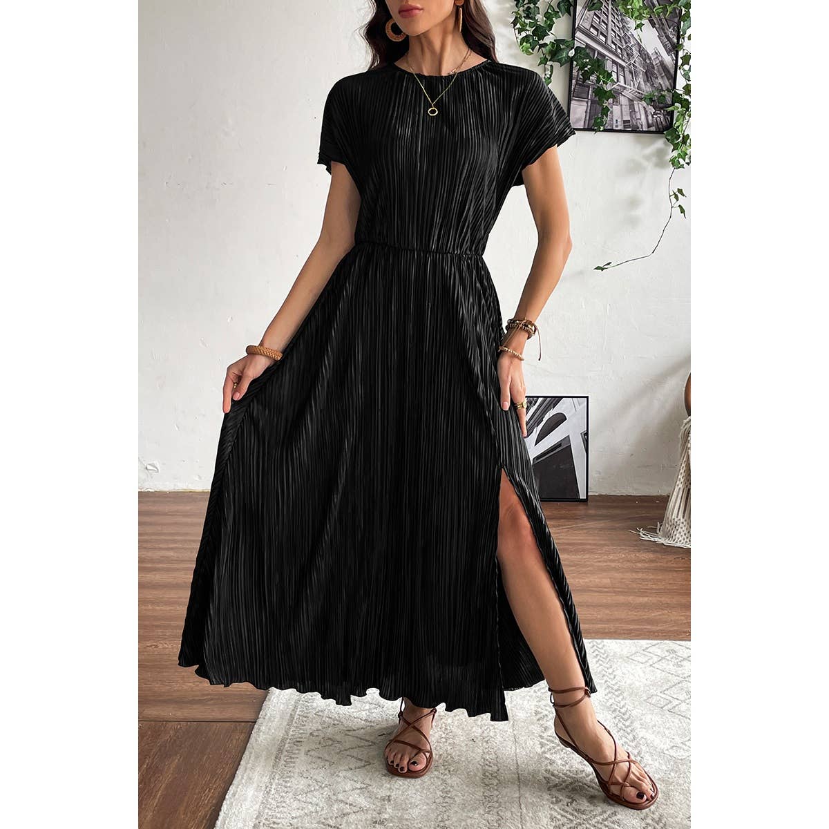 Ruched Round Neck Fit Solid Side Open Dress