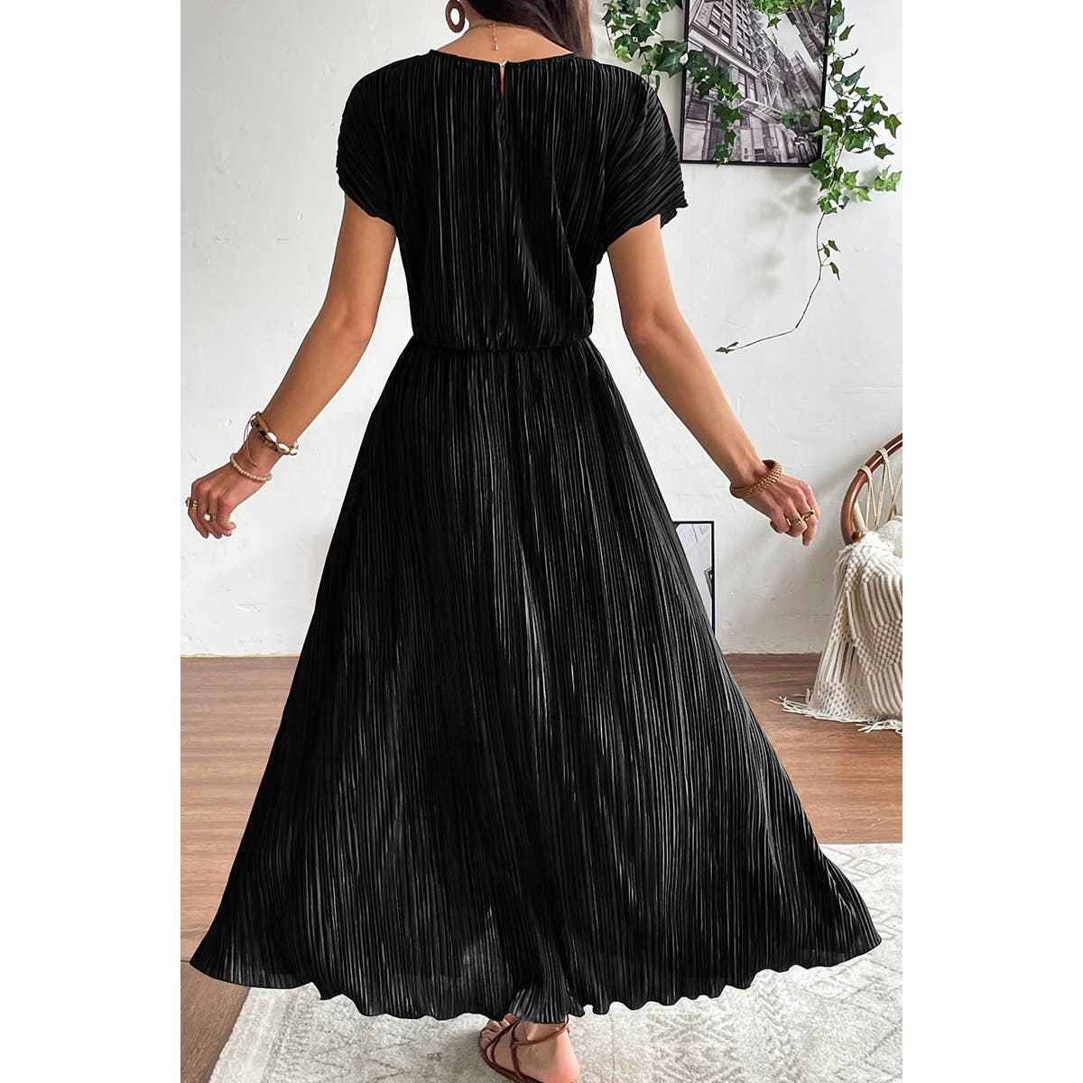 Ruched Round Neck Fit Solid Side Open Dress